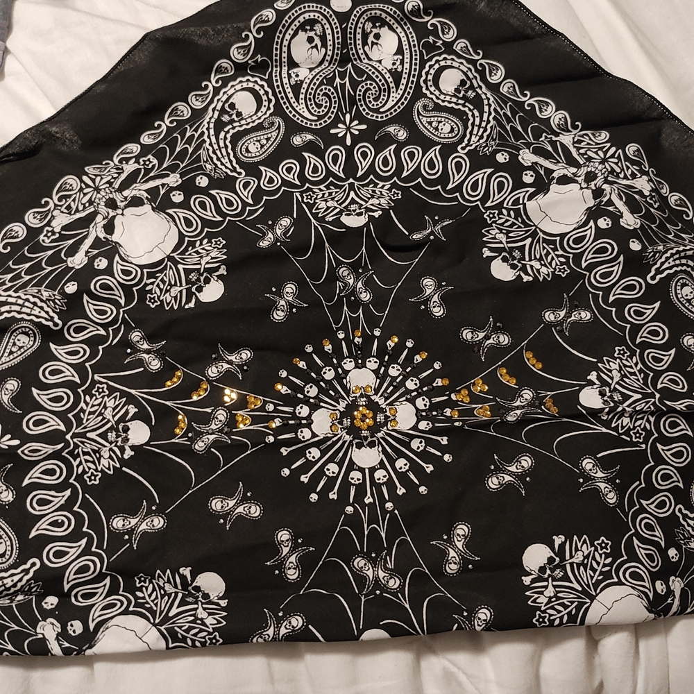 Black and White Paisley Scarf